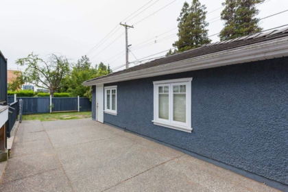 Breakfast Nook Photo of 1505 W 62nd Avenue, Vancouver, BC