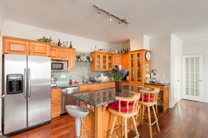 Kitchen Photo of 1505 W 62nd Avenue, Vancouver, BC