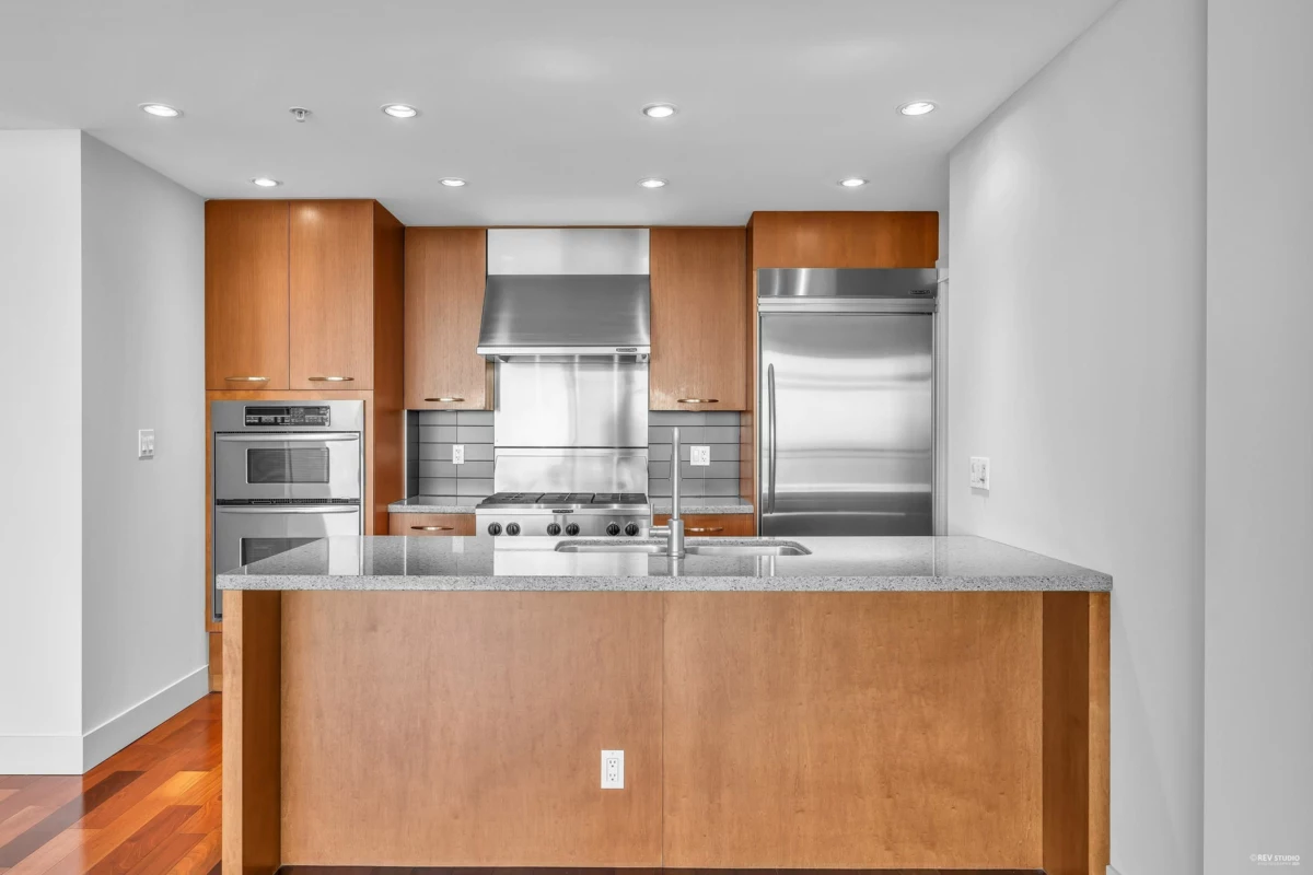 Family Room Photo of 1102 3355 Cypress Place, West Vancouver, BC