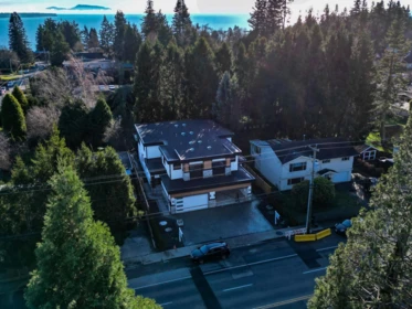 Community Amenities Photo (Clubhouse) of 14204 North Bluff Road, White Rock, BC