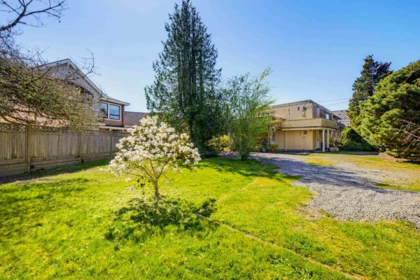 Basement Recreation Room Photo of 4440 River Road, Richmond, BC