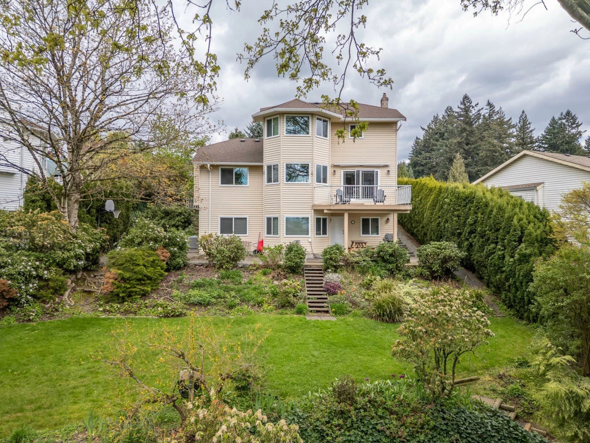 Family Room Photo of 35220 Mccorkell Drive, Abbotsford, BC