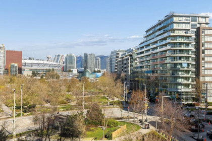 Garden / Landscaping Photo of 507 1768 Cook Street, Vancouver, BC
