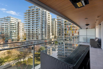 Kitchen Island Photo of 507 1768 Cook Street, Vancouver, BC