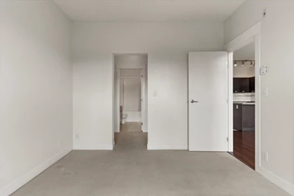 Powder Room Photo of 412 33539 Holland Avenue, Abbotsford, BC