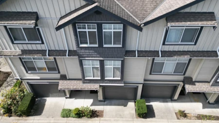 Swimming Pool Photo of 15 16588 Fraser Highway, Surrey, BC
