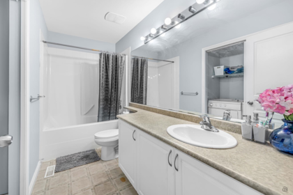 Basement Recreation Room Photo of 76 32777 Chilcotin Drive, Abbotsford, BC