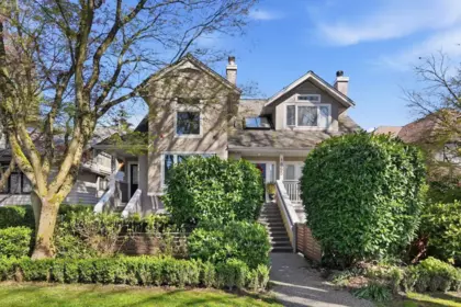 1867 W 11th Avenue, Vancouver, BC, Vancouver — Half Duplex for sale