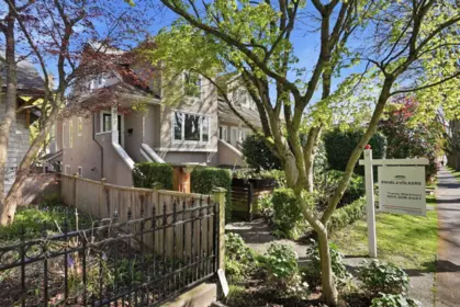 1867 W 11th Avenue, Vancouver, BC, Vancouver — Half Duplex for sale