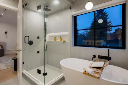 Laundry Room Photo of 3970 Laurel Street, Vancouver, BC