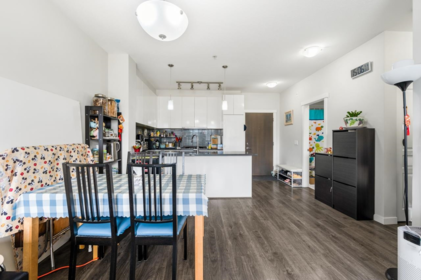 Kitchen Island Photo of 320 9311 Alexandra Road, Richmond, BC