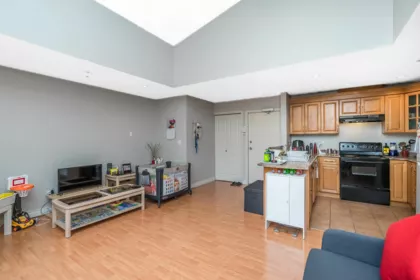 207 2828 152 Street, Surrey, BC, Surrey — Apartment/Condo for sale
