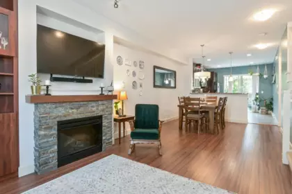 91 2979 156 Street, Surrey, BC, Surrey — Townhouse for sale