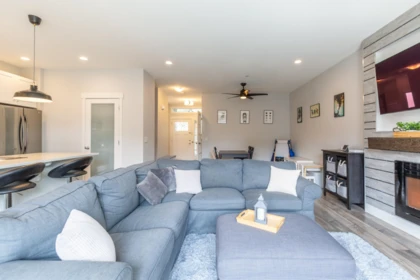 Breakfast Nook Photo of 23958 Kanaka Way, Maple Ridge, BC