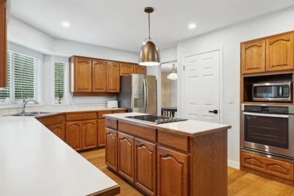 Breakfast Nook Photo of 14370 83 Avenue, Surrey, BC