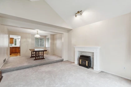 Mudroom Photo of 14370 83 Avenue, Surrey, BC