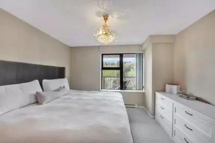 Walk-In Closet Photo of 1001 288 Ungless Way, Port Moody, BC