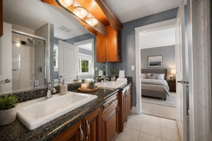 Laundry Room Photo of 2982 Sunridge Court, Coquitlam, BC