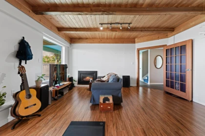 Office / Den Photo of 353 Newdale Court, North Vancouver, BC