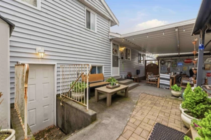 Front Yard Photo of 14713 110 Avenue, Surrey, BC