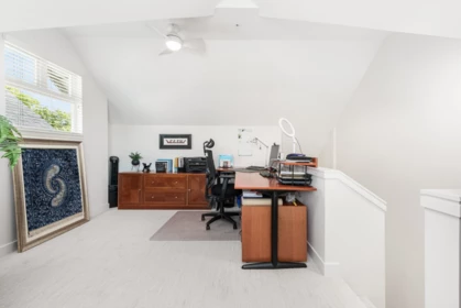 Hot Tub / Spa Photo of 1823 Napier Street, Vancouver, BC
