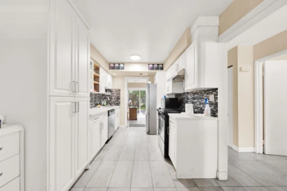 Primary Bedroom Photo of 31 13990 74 Avenue, Surrey, BC