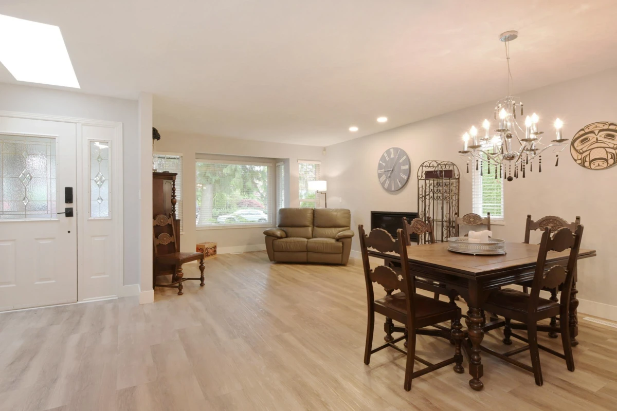 Dining Area Photo of 20535 98 Avenue, Langley, BC