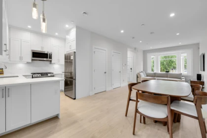 Breakfast Nook Photo of 2316 Brock Street, Vancouver, BC