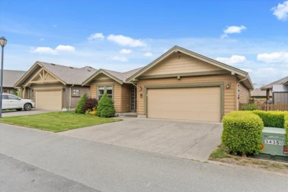 Backyard Photo of 45 46000 Thomas Road, Chilliwack, BC