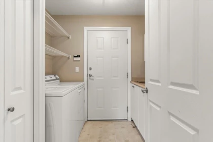 Guest Bathroom Photo of 45 46000 Thomas Road, Chilliwack, BC