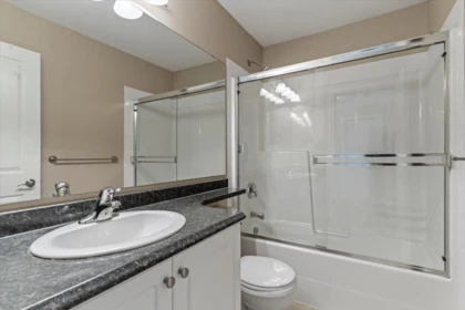 Laundry Room Photo of 45 46000 Thomas Road, Chilliwack, BC