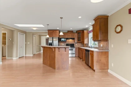 Primary Bedroom Photo of 45 46000 Thomas Road, Chilliwack, BC