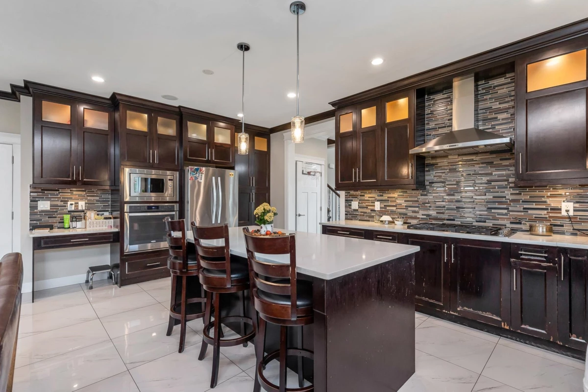 Dining Area Photo of 27625 Railcar Crescent, Abbotsford, BC