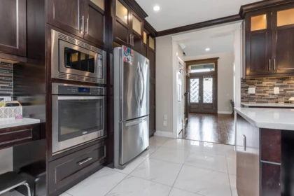 Kitchen Photo of 27625 Railcar Crescent, Abbotsford, BC