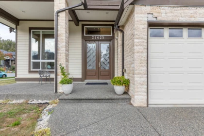 27625 Railcar Crescent, Abbotsford, BC, Abbotsford — Single Family Residence for sale