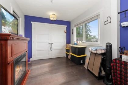 Powder Room Photo of 4970 216 Street, Langley, BC