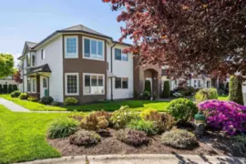 15 46350 Cessna Drive, Chilliwack, BC