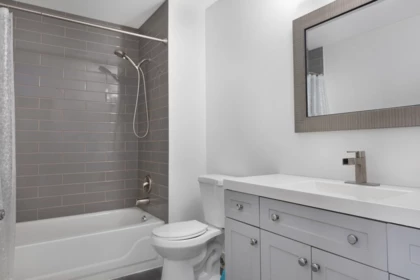 Guest Bathroom Photo of 14 11358 Cottonwood Drive, Maple Ridge, BC