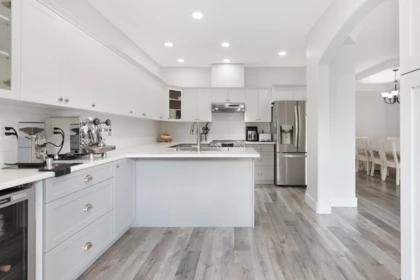 Kitchen Island Photo of 14 11358 Cottonwood Drive, Maple Ridge, BC