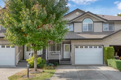Staircase Photo of 14 11358 Cottonwood Drive, Maple Ridge, BC