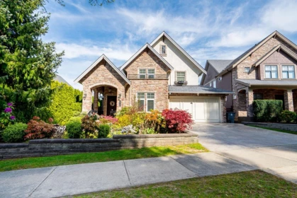 2712 163a Street, Surrey, BC, Grandview Surrey — 5 bed single family residence for sale