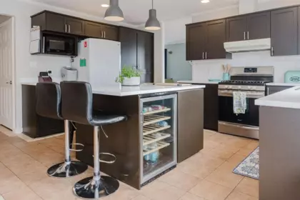 Breakfast Nook Photo of 835 Aurora Way, Gibsons, BC