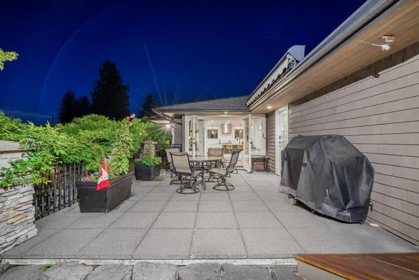 Staircase Photo of 1425 Palmerston Avenue, West Vancouver, BC
