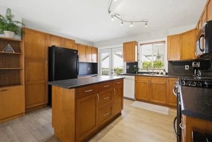 Pantry Photo of 33275 Cherry Avenue, Mission, BC