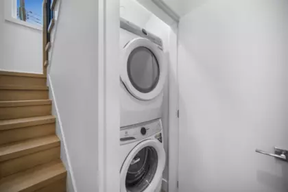 Laundry Room Photo of 1 3623 Triumph Street, Vancouver, BC