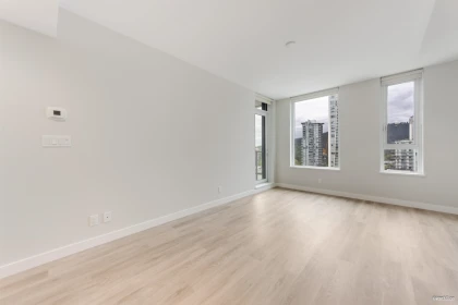 Kitchen Photo of 1008 567 Emerson Street, Coquitlam, BC