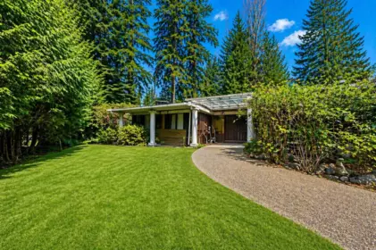 835 Wildwood Place, West Vancouver, BC, West Vancouver — Single Family Residence for sale