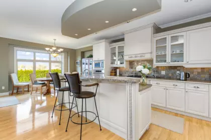 Kitchen Photo of 34745 Hearthstone Court, Abbotsford, BC