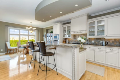 Kitchen Photo of 34745 Heatherstone Court, Abbotsford, BC