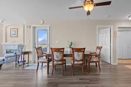 Breakfast Nook Photo of 1606 4505 Hazel Street, Burnaby, BC